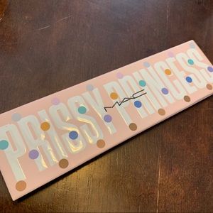 M.A.C. Prissy Princess palette